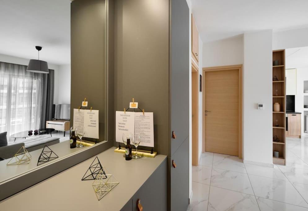 Twin Superior Suites เทสซาโลนิกิ ภายนอก รูปภาพ