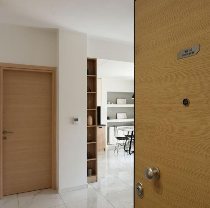 Twin Superior Suites เทสซาโลนิกิ ภายนอก รูปภาพ